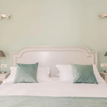Villa Adeje Sleeps 8 With Pool *